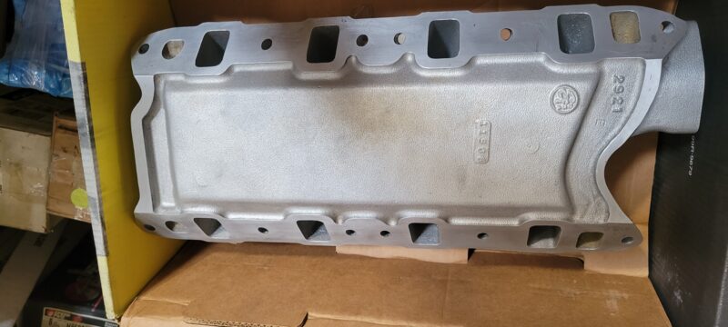 Edelbrock SBF 302 Victor Jr. Intake Manifolds 2921 (used on display) - Image 2